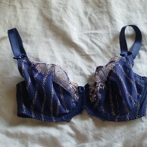 28FF Curvy Kate blue lace bra
